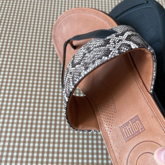 FitFlop Women's Delta Toe-Thong Sandals-Leather/Snake-Print. Size 11. EUC - Picture 8 of 14
